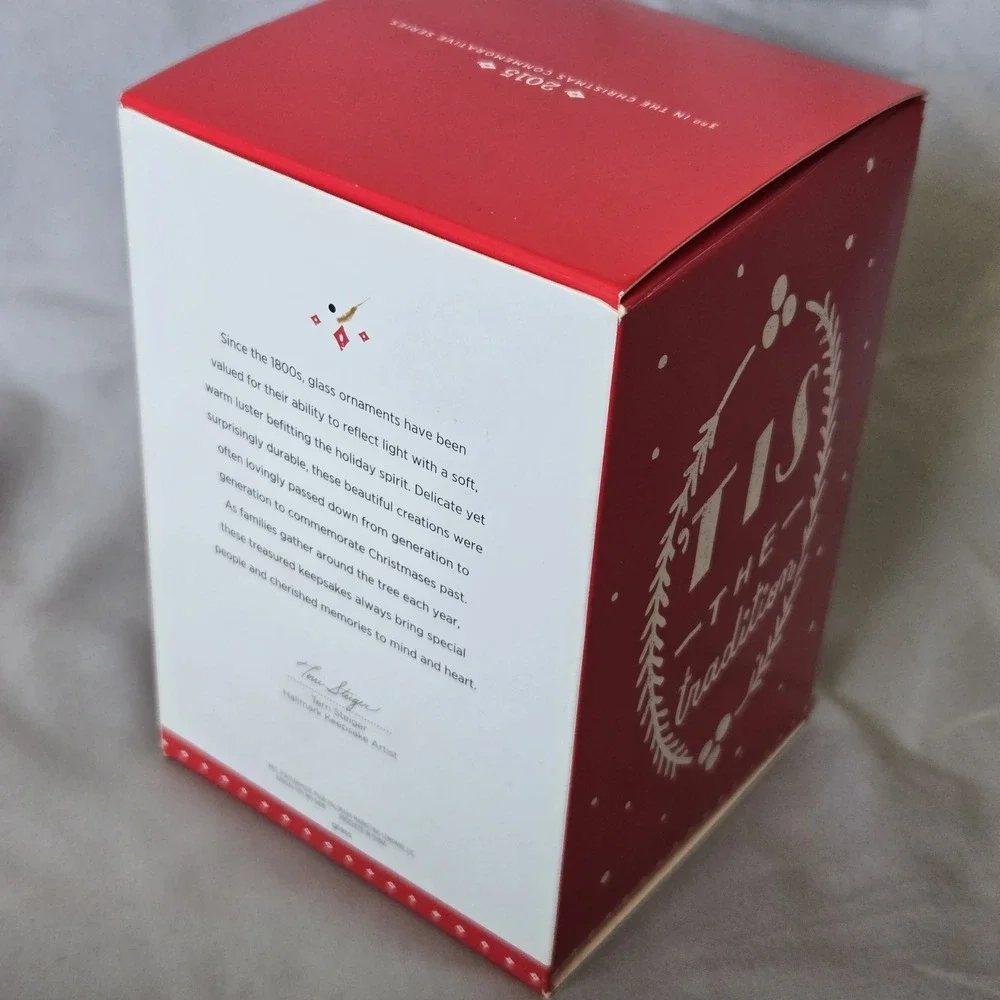 Hallmark Keepsake 2015 Christmas Commemorative Ornament QX9197 Glass Ball